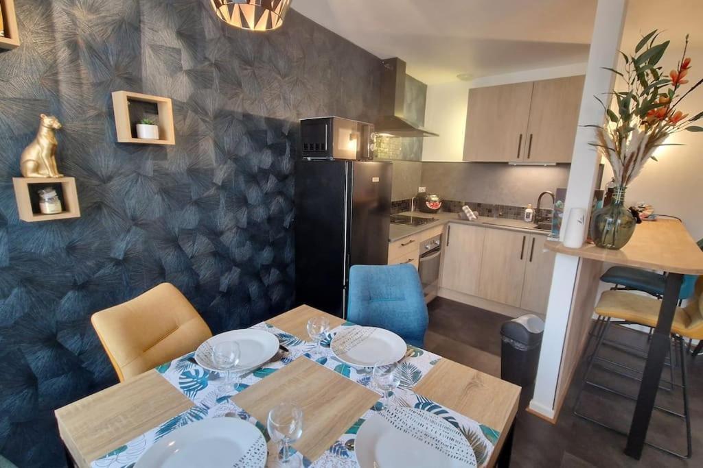 Modern Jungle - Colmar Apartment Luaran gambar